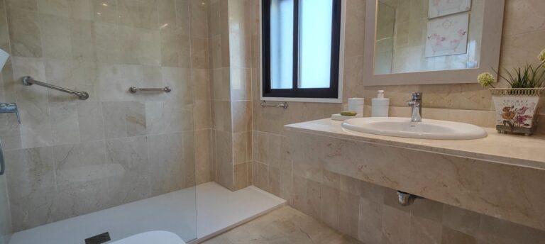 2 bathroom