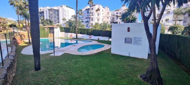 pool