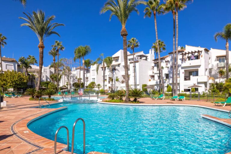 pool view