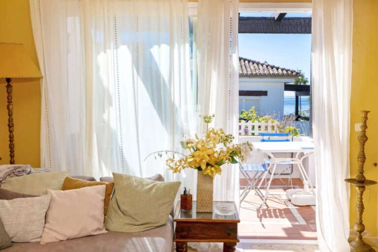 room and sea view