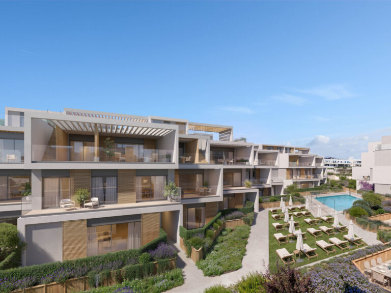 OUTDOOR POOL AND GARDENS NEW
