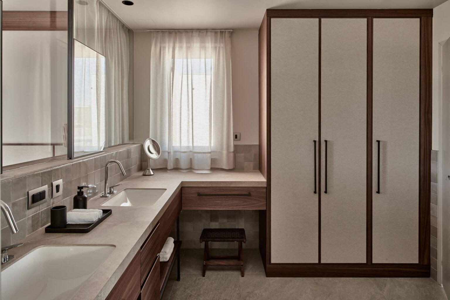 bathroom3